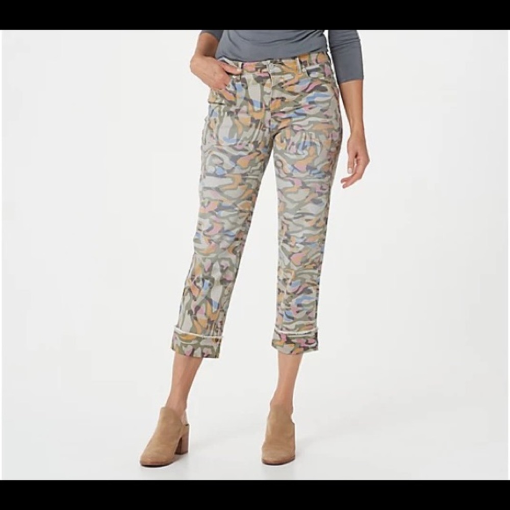 LOGO by Lori Goldstein Regular Printed Boyfriend Jeans with Cuff, Size 8